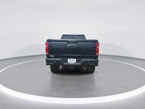 New 2026 Chevrolet Silverado 2500 ZR2 w/ ZR2 Bison Edition AWD/4WD image 7