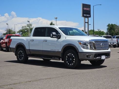 Used 2019 Nissan Titan Platinum Reserve w/ Platinum Utility Package AWD/4WD image 2