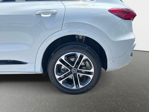 New 2026 Audi Q5 Premium Plus AWD/4WD image 10