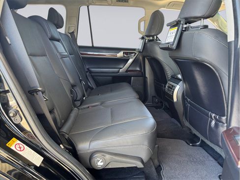 Used 2019 Lexus GX 460 AWD/4WD image 28