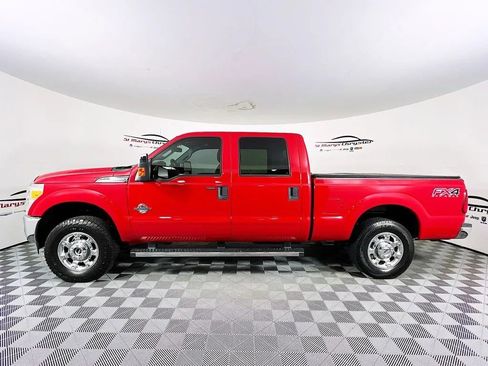 Used 2014 Ford F250 XLT w/ XLT Premium Package image 5