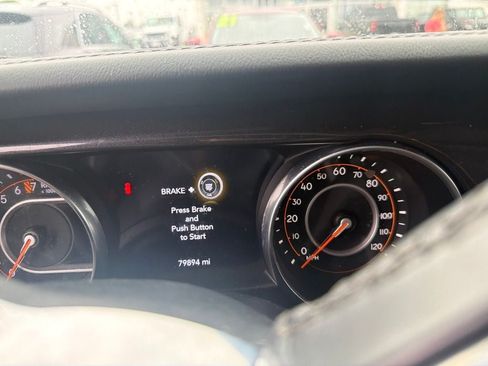 Used 2021 Jeep Wrangler Unlimited Sahara AWD/4WD image 15