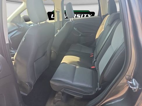 Used 2018 Ford Escape SE w/ SE Sync 3 Package FWD image 9
