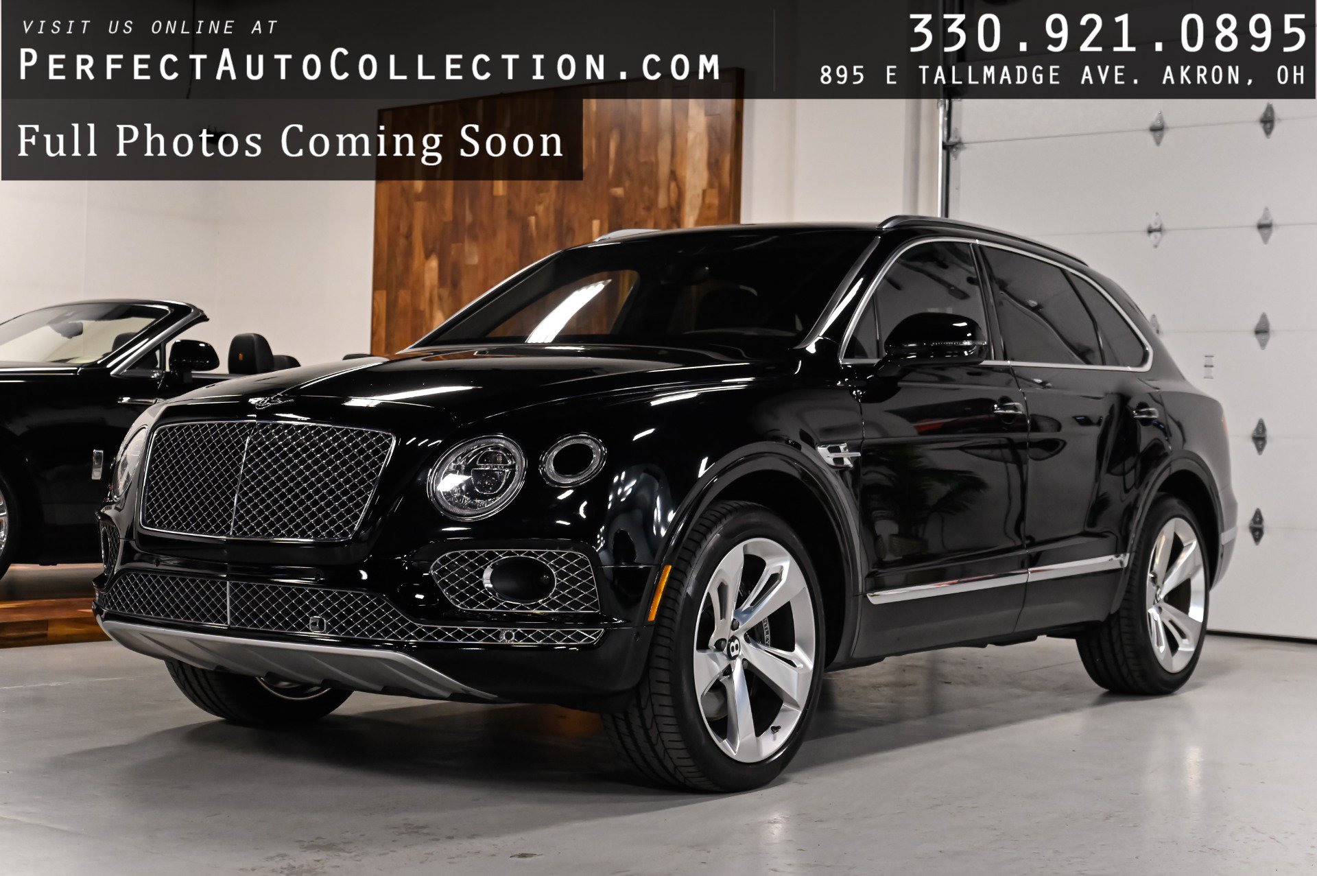 Used 2017 Bentley Bentayga AWD/4WD image 1