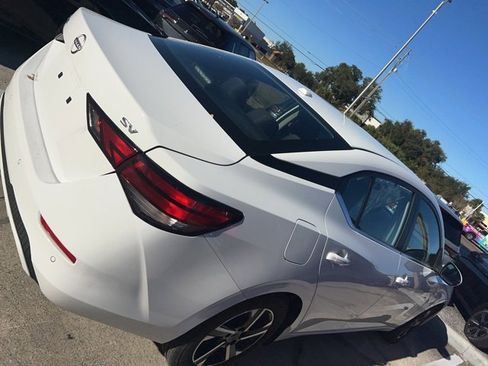 Used 2024 Nissan Sentra SV image 44
