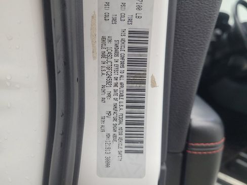 Used 2015 Dodge Durango R/T image 33