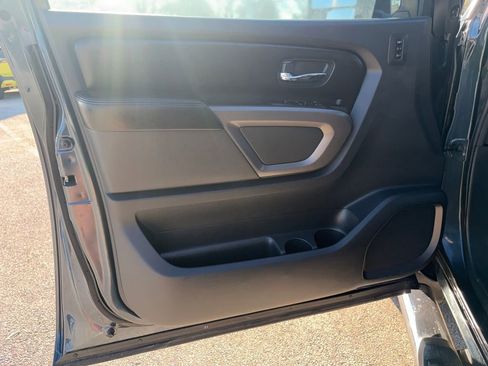 Used 2015 Nissan Titan SL w/ SL Max Utility Package image 20