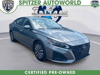 Used 2023 Nissan Altima 2.5 SV