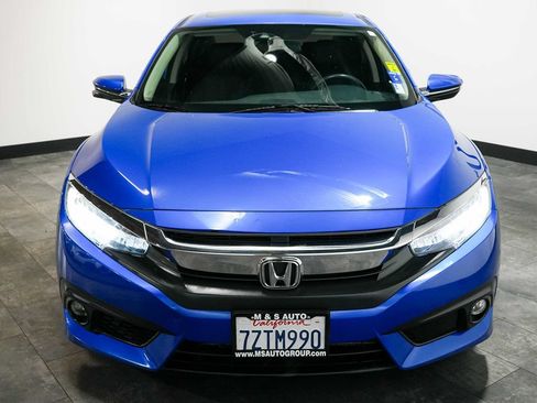 Used 2017 Honda Civic Touring image 6