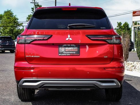 Used 2025 Mitsubishi Outlander SE AWD/4WD image 5