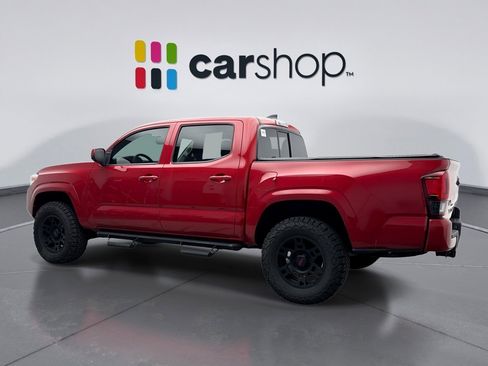 Used 2022 Toyota Tacoma SR image 3
