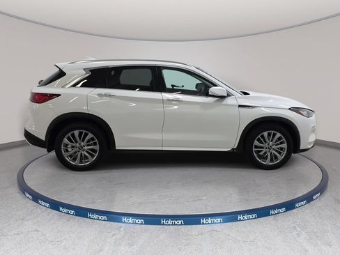 Certified 2023 INFINITI QX50 Luxe w/ Cargo Package AWD/4WD image 4
