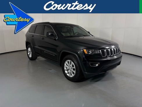 Used 2022 Jeep Grand Cherokee Laredo E image 1