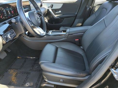 Used 2025 Mercedes-Benz CLA 250 image 16