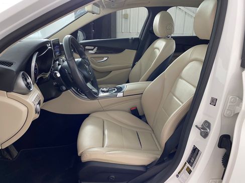 Certified 2017 Mercedes-Benz C 300 4MATIC Sedan image 4