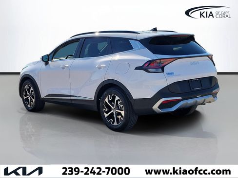 Certified 2025 Kia Sportage EX w/ Premium Package FWD image 4