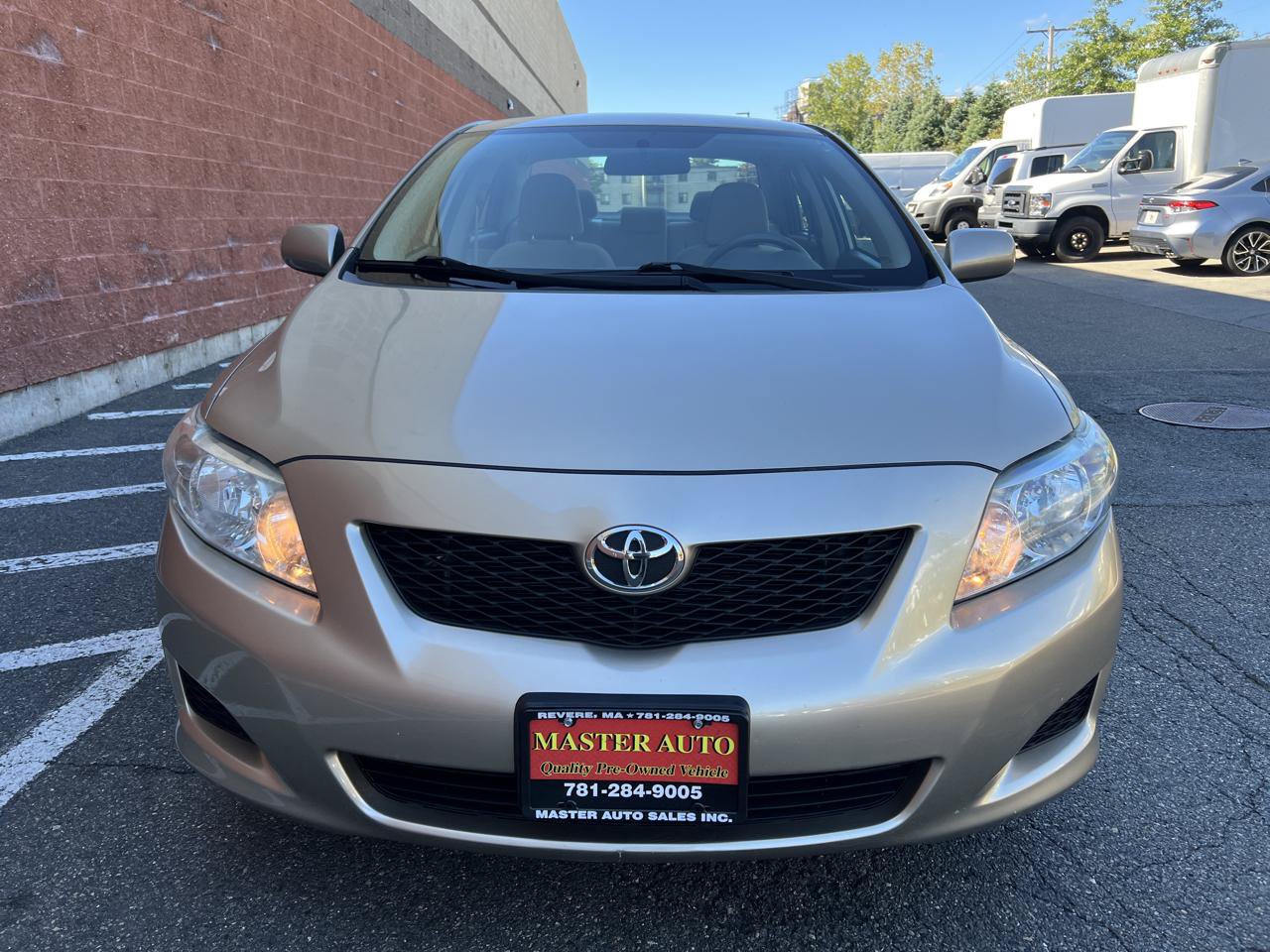 Used 2010 Toyota Corolla LE FWD image 3
