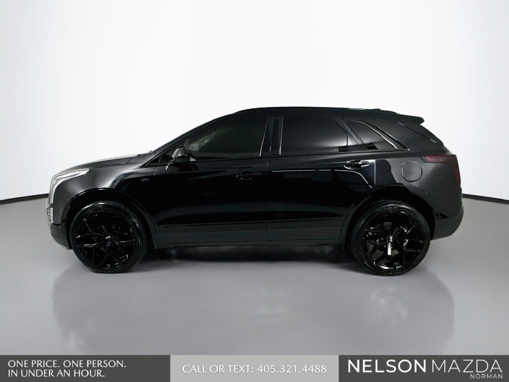 Used 2017 Cadillac XT5 Luxury w/ Driver Awareness Package FWD image 9