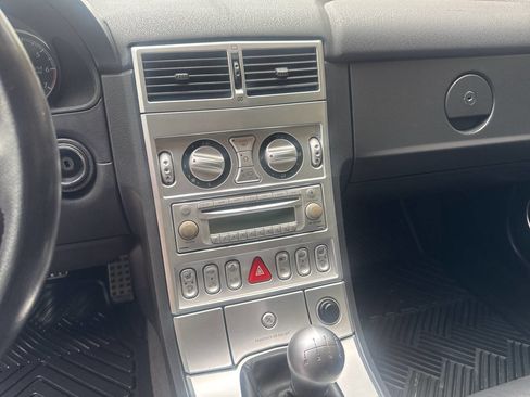 Used 2007 Chrysler Crossfire Limited RWD image 20