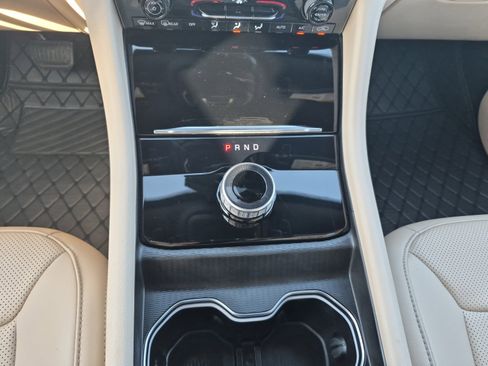 Used 2023 Jeep Grand Cherokee L Limited w/ Luxury Tech Group II image 21