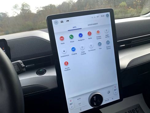 Used 2023 Ford Mustang Mach-E Select image 12