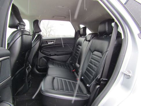 Used 2024 Ford Edge SEL w/ Convenience Package image 37