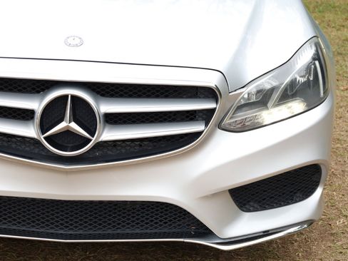 Used 2016 Mercedes-Benz E 350 Sedan image 19