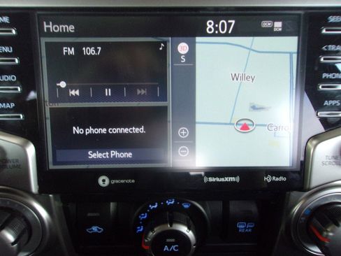 Used 2024 Toyota 4Runner SR5 Premium AWD/4WD image 18