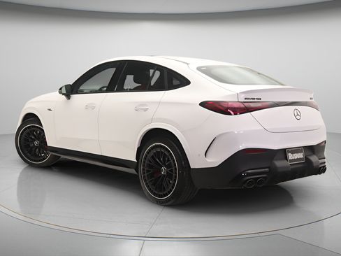 New 2026 Mercedes-Benz GLC 43 AMG 4MATIC Coupe image 2