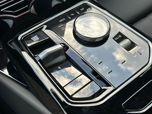 New 2026 BMW 530i w/ M Sport Package image 16