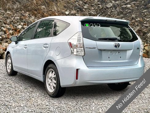 Used 2014 Toyota Prius V Two FWD image 10