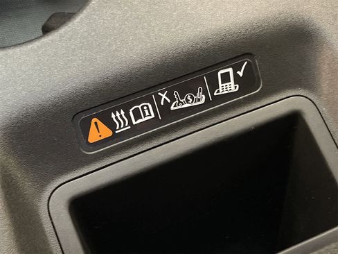 Used 2024 Honda Prologue EX image 32