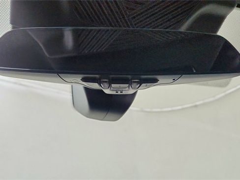 Used 2025 BMW X2 xDrive28i image 51