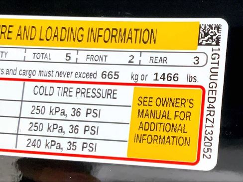 Used 2024 GMC Sierra 1500 Denali w/ Denali Reserve Package image 31