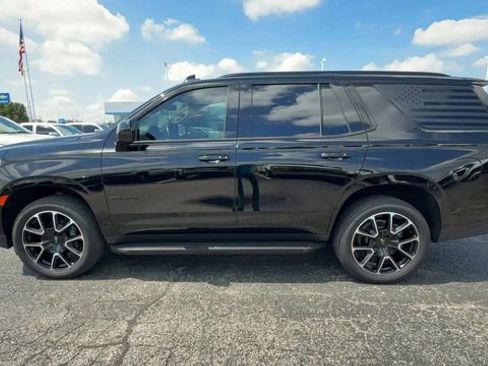 Used 2021 Chevrolet Tahoe RST AWD/4WD image 5