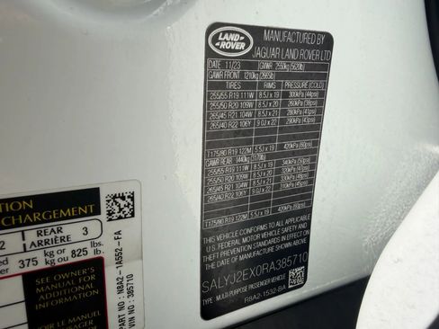 Used 2024 Land Rover Range Rover Velar S image 36