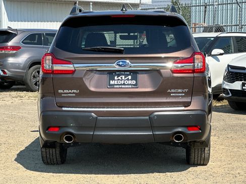 Used 2021 Subaru Ascent Limited w/ Technology Package AWD/4WD image 5