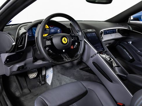 Used 2024 Ferrari Roma image 4