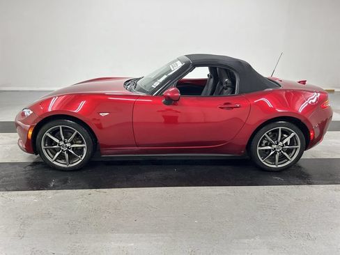 Used 2021 MAZDA MX-5 Miata Grand Touring RWD image 6