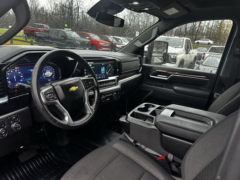 Used 2025 Chevrolet Silverado 2500 LT image 16