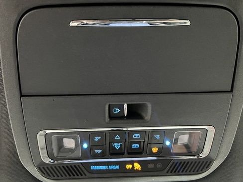 Used 2022 Ford F150 Lariat w/ Equipment Group 502A High image 40