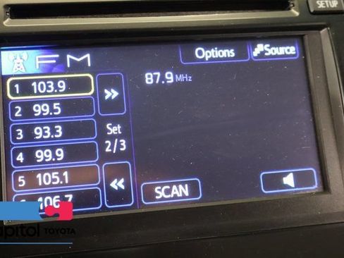 Used 2014 Toyota Camry LE FWD image 20