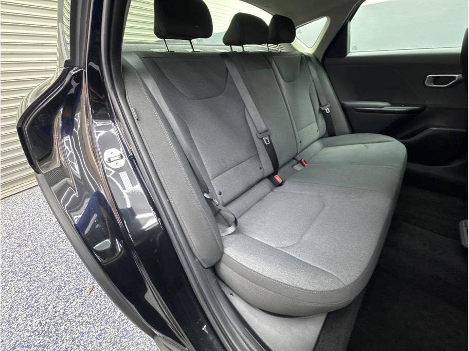 Used 2025 Kia K4 FWD image 15