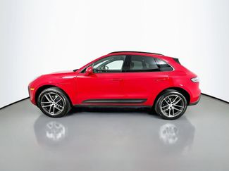 Certified 2025 Porsche Macan video 2