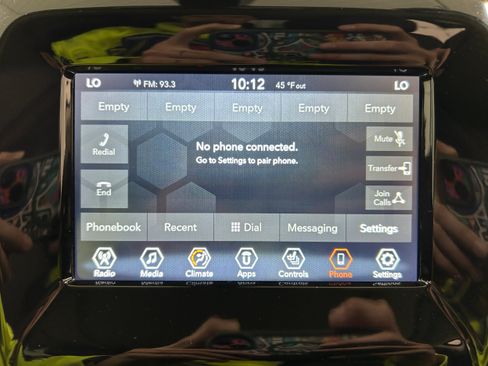 Used 2021 Jeep Compass Latitude w/ Sun and Sound Group AWD/4WD image 9