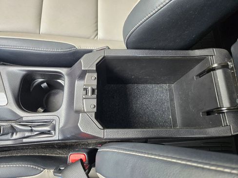 Used 2016 Toyota RAV4 Limited AWD/4WD image 27