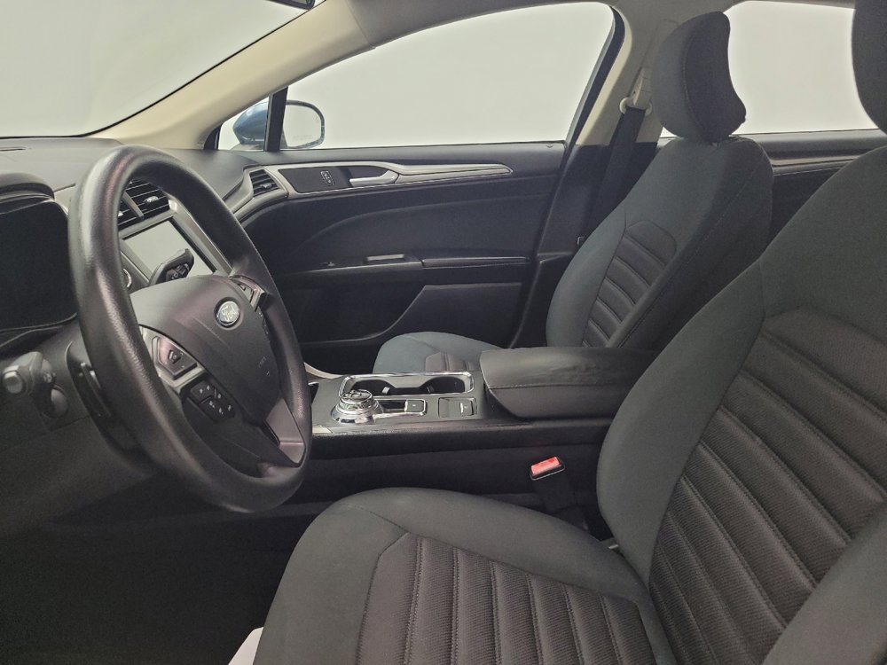 Used 2019 Ford Fusion SE FWD image 17
