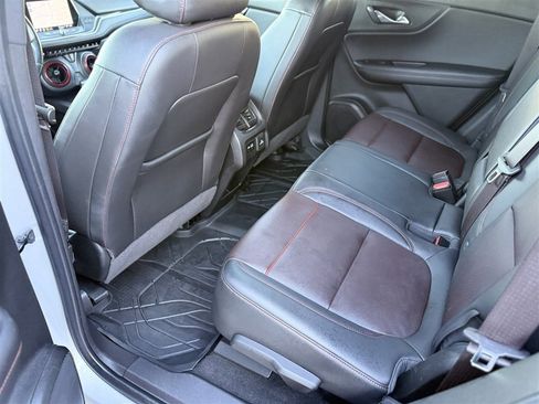 Used 2021 Chevrolet Blazer RS w/ Enhanced Convenience Package image 22