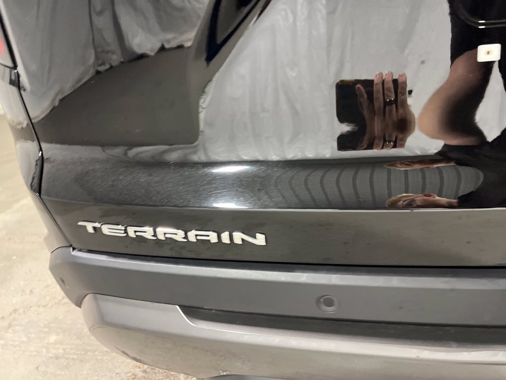 Used 2026 GMC Terrain Elevation FWD image 17