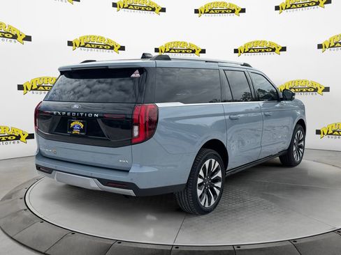 New 2025 Ford Expedition Max Platinum w/ Driver's Package image 6